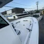 2026-blackfin-252-cc-bow-seating