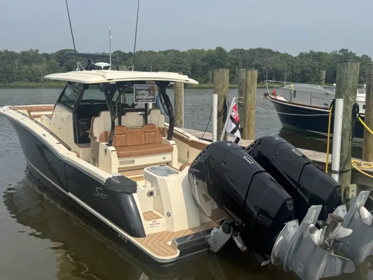2023 Scout 400 LXF Onyx hull with twin Mercury 600 V12 engines