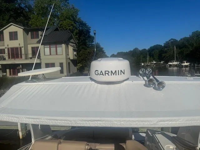 Garmin radar dome and horn mounted on the top of the boat’s canopy.