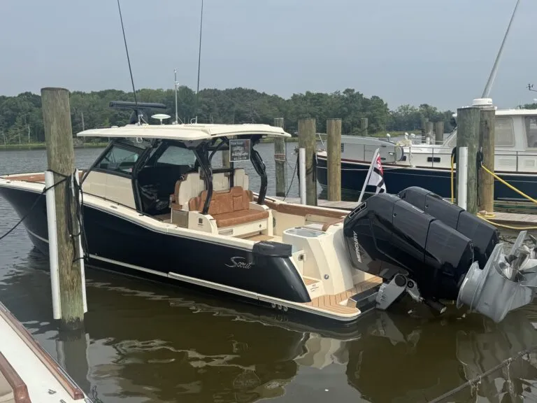 2023 Scout 400 LXF Onyx hull with twin Mercury 600 V12 engines