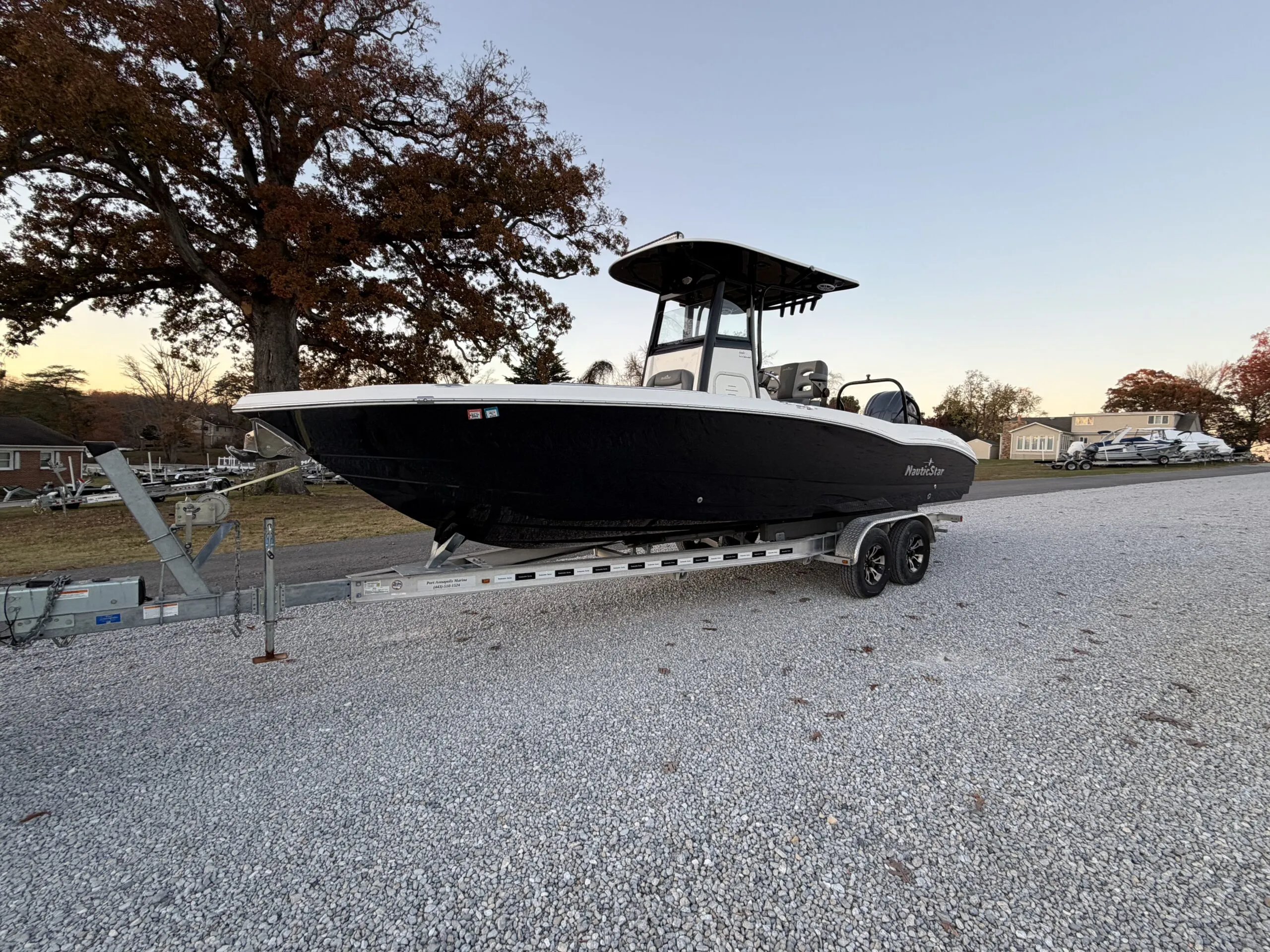 2023 Nautic Star 251 Hybrid