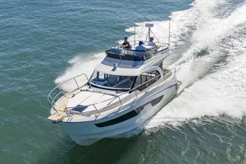 2025 Beneteau Antares 11 Fly