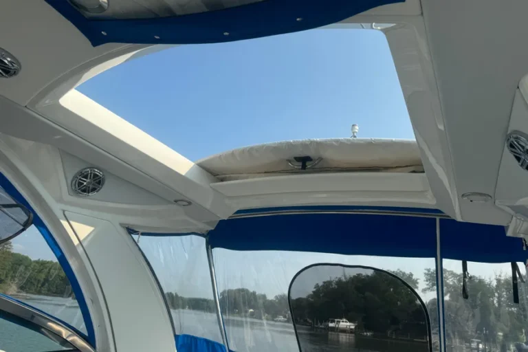 2020 Formula 350 Crossover Bowrider