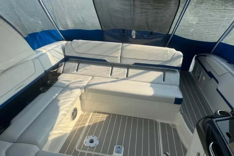 2020 Formula 350 Crossover Bowrider