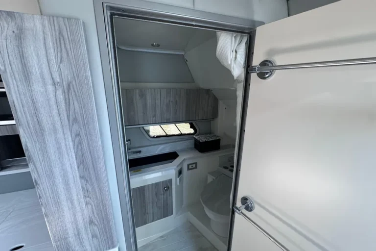 2020-formula-430-super-sport-crossover-power