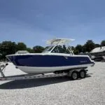 Blackfin 242 DC