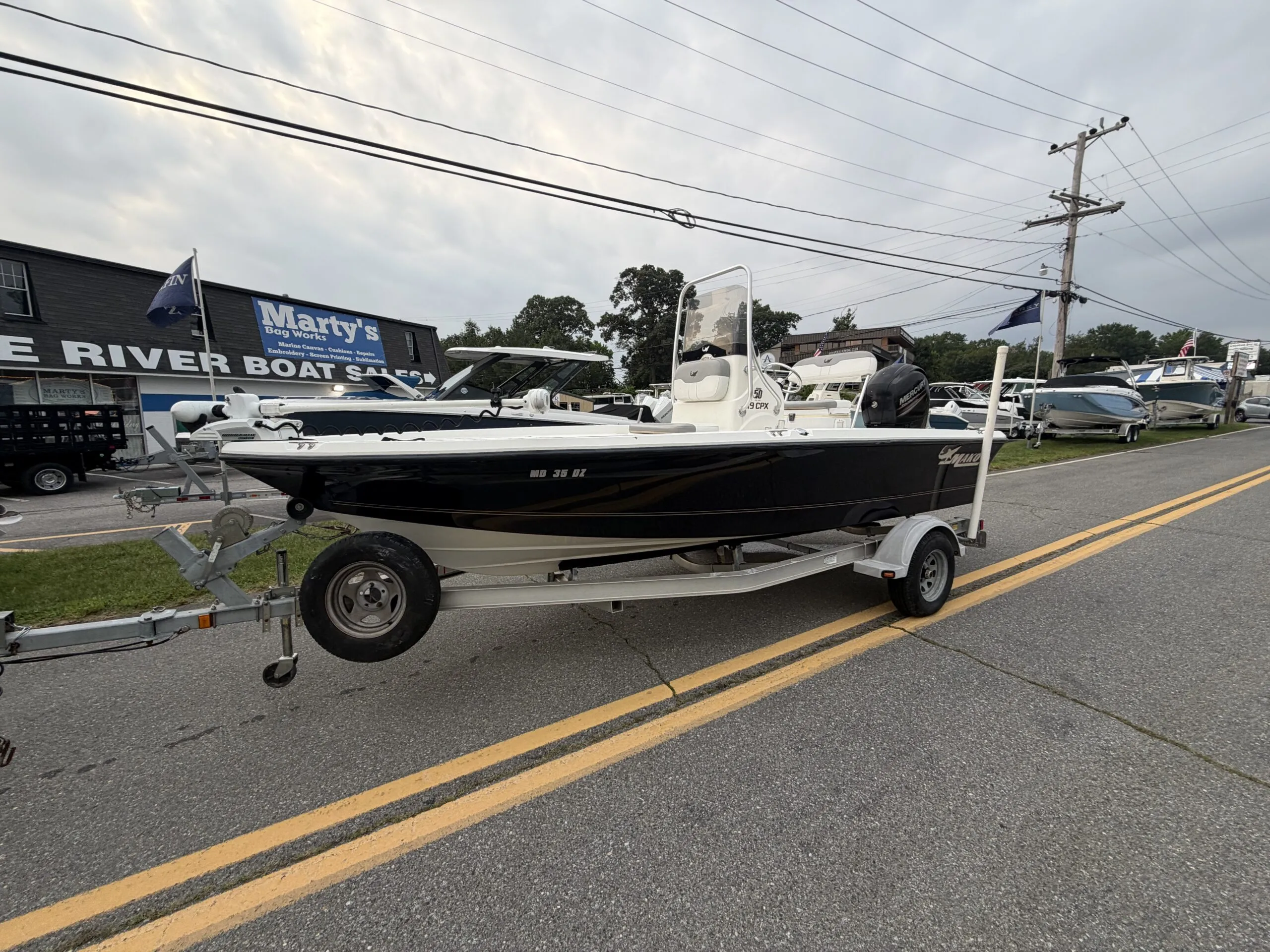 2018 Mako 19 CPX