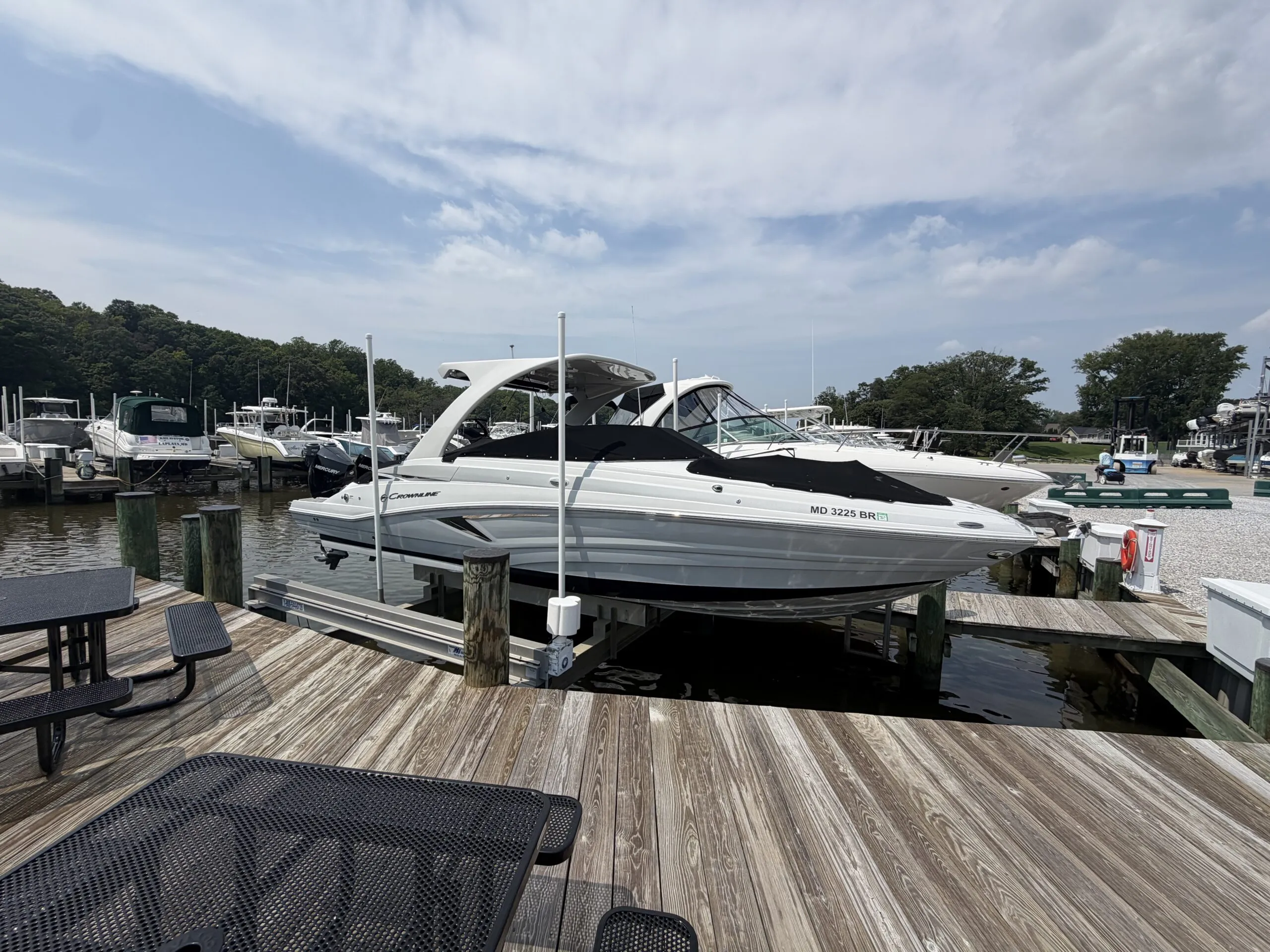2021 Crownline Eclipse E305 XS