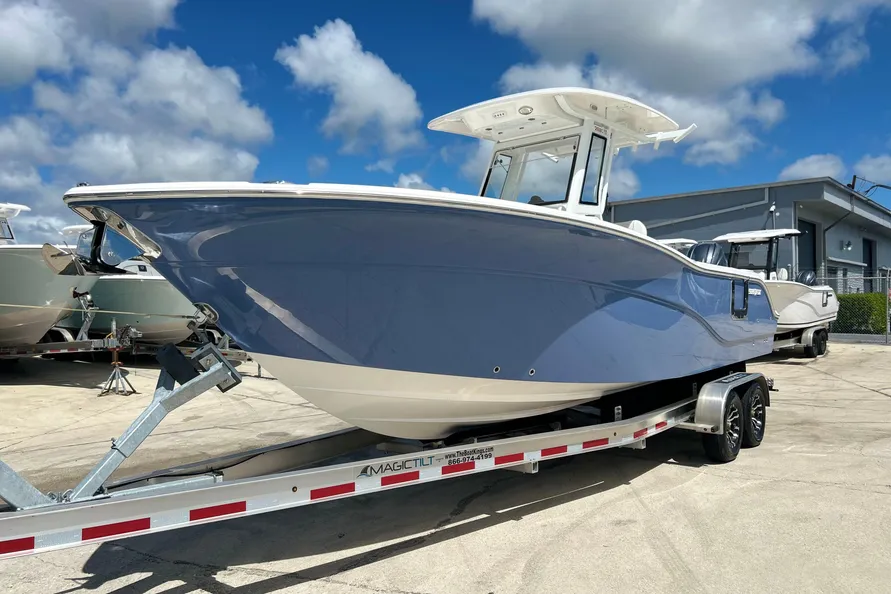 2027 Sea Fox 268 Commander