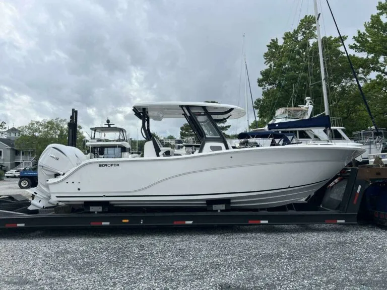 2027 Sea Fox 288 Commander